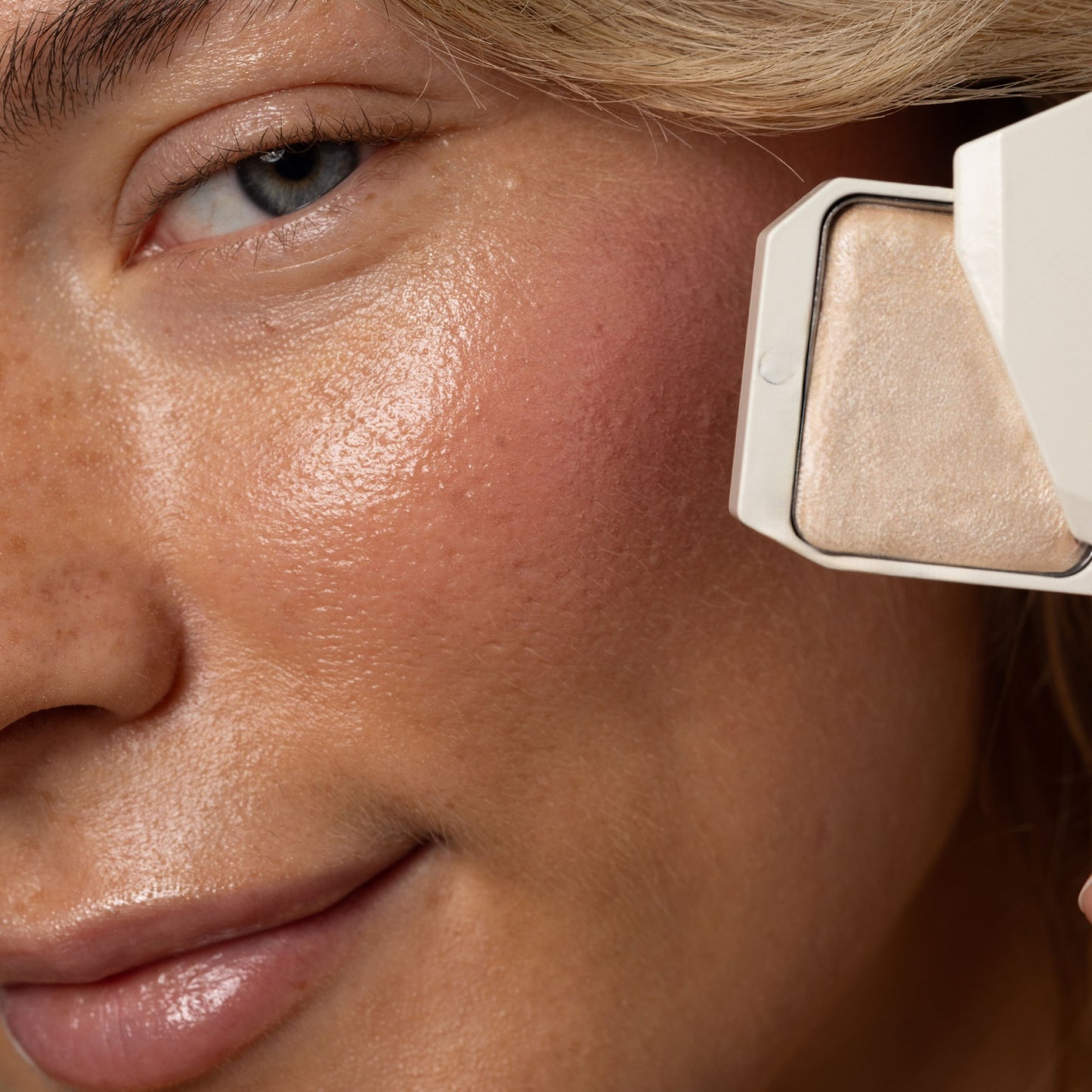 Uoga Uoga Luminous Cream Highlighter